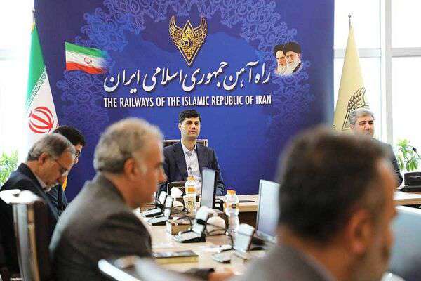 حمل محصولات پتروشیمی از طریق راه‌آهن امکان‌پذیر می‌شود