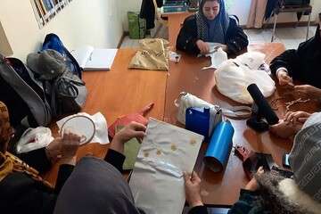 برگزاری کلاس جواهر دوزی در فرهنگسرای تربیت