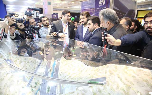 بازدید وزیر راه و شهرسازی از هفتمین نمایشگاه بین‌المللی حمل‌ونقل