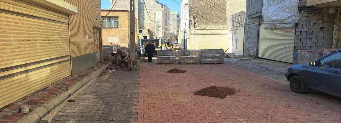 اجرای سنگفرش خیابان آدی گوزل، با کفپوش های بتنی رنگی