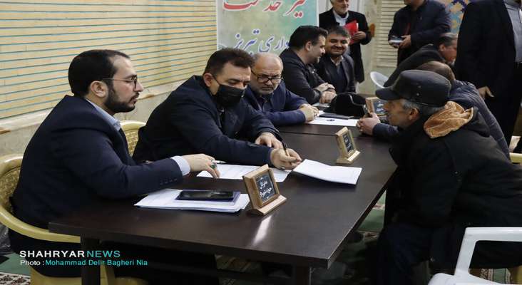 میز خدمت شهرداری تبریز در مصلی اعظم حضرت امام خمینی (ه) برگزار شد