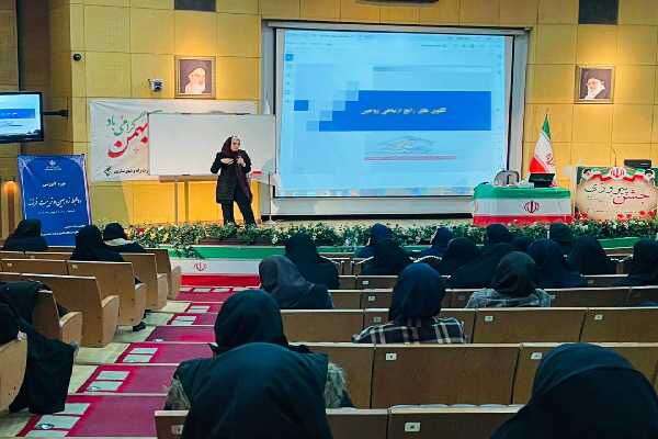 برگزاری سه دوره آموزشی برای توانمندسازی بانوان در وزارت راه و شهرسازی