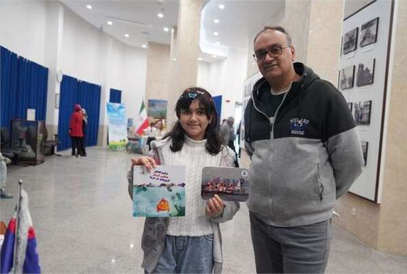 اشاعه فرهنگ ایمنی و محیط زیست دریایی در میان گردشگران بندر نوشهر