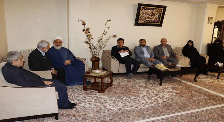 دیدار شهردار تبریز با خانواده شهیدان والامقام «نوحه‌خوان قره‌آغاج» و «جابری»