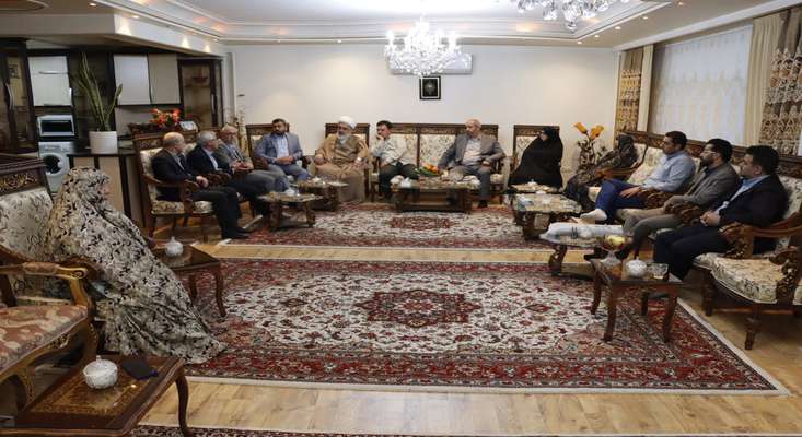 دیدار شهردار تبریز با خانواده معظم شهیدان والامقام «شفاعت قراملکی» و «مددی»
