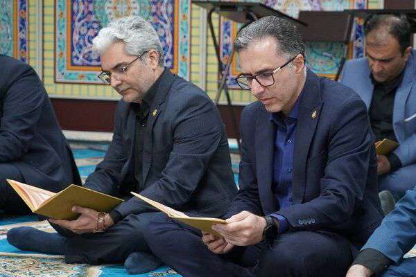 مراسم بزرگداشت شهید جمهور در اداره کل بنادر و دریانوردی استان گیلان
