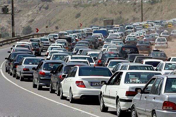ترافیک سنگین در محورهای چالوس، هراز و آزادراه تهران-شمال