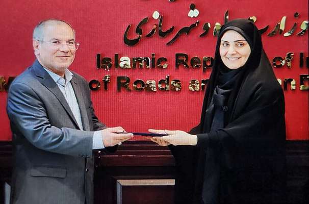 «رضا انجم‌شعاع» سرپرست معاونت توسعه مدیریت و منابع انسانی وزارت راه و شهرسازی  شد
