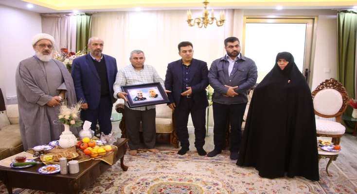 دیدار شهردار تبریز با خانواده معظم شهید والامقام «اسمعیل عزتی هراب» و  جانباز سرافراز «احد نقوی ساری گونی»