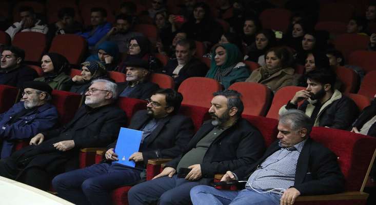 فرهنگسرای الغدیر میزبان سومین دوره سوگواره "بانوی آب و آیینه"