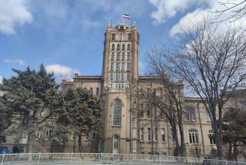 عمارت تاریخی ساعت برای نوروز آماده سازی میشود/ تکمیل مرمت عمارت ساعت تا ۱۰ روز آینده