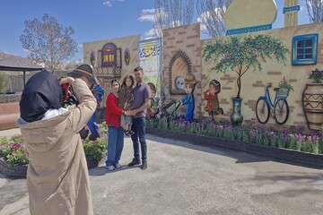 برپایی عکاسخانه رایگان کمپ گردشگری پارک مسافر ویژه مهمانان نوروزی