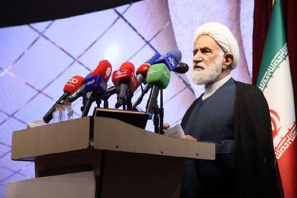 برنامه بنیاد مسکن رفع موانع سرمایه‌گذاری مسکن و تولید مصالح ساختمانی مرغوب است