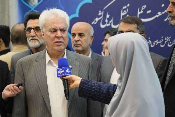 تلاش می‌کنیم تفاهم‌نامه تامین ۶۵۰ واگن در ۶ ماه محقق شود