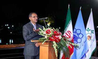 شهرداری مشهد با آوردن هنر عکاسی میان مردم کار نوعی را کلید زد