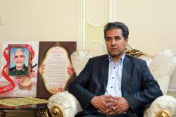 با عوامل تولید بنر مذموم شدیداً برخورد شود