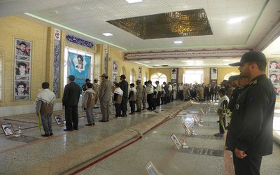 گلباران گلزارشهدای سرایان
