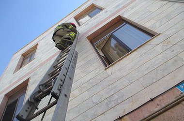 محبوس شدن بانوی سالخورده درمنزل