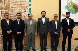 می توان امید و نشاط را با تعریف رویدادهای فرهنگی و هنری به جامعه تزریق کرد