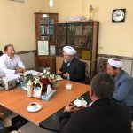 دیدار آخوند هوشمند، امام جمعه اهل سنت شهر اینچه برون با مدیر بنیاد مسکن شهرستان گنبد